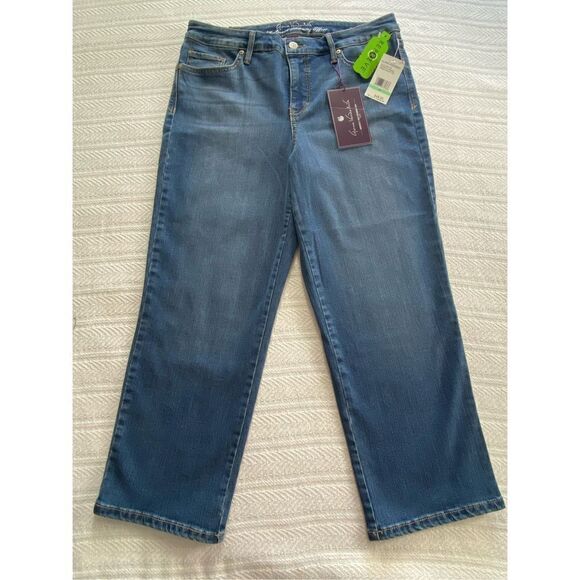 Gloria Vanderbilt 8P Modern Straight Crop Jeans - Picture 9 of 10